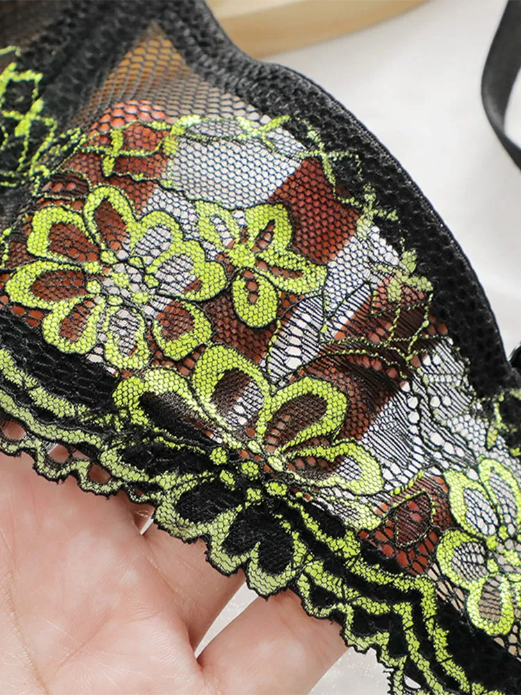 Elegant Lace Push-Up Lace Bra with Underwire Support