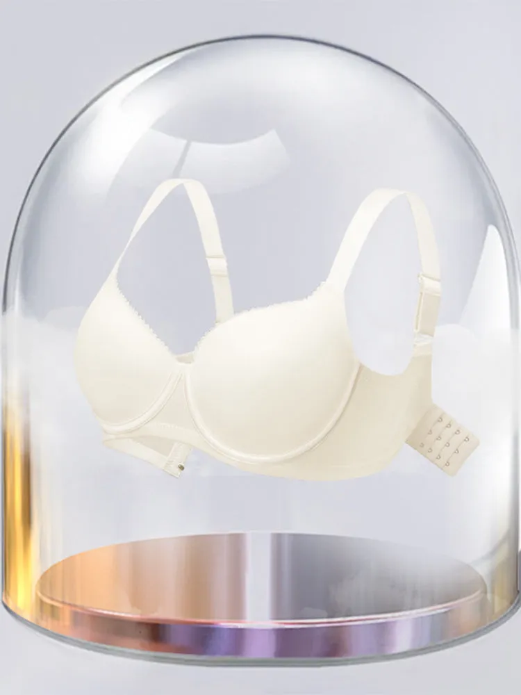Lightweight Full-Coverage Bra with Enhanced Support