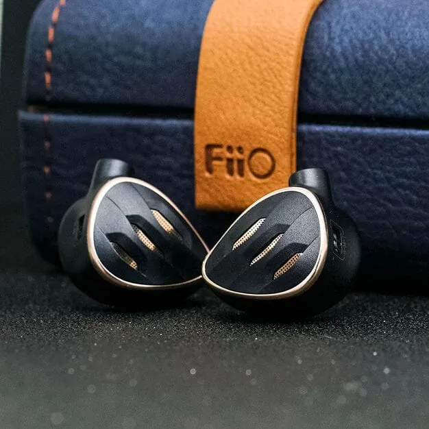 Open Box FiiO FH5s 2DD 2BA Hybrid 4-Driver IEMs (Ships Only to Japan)