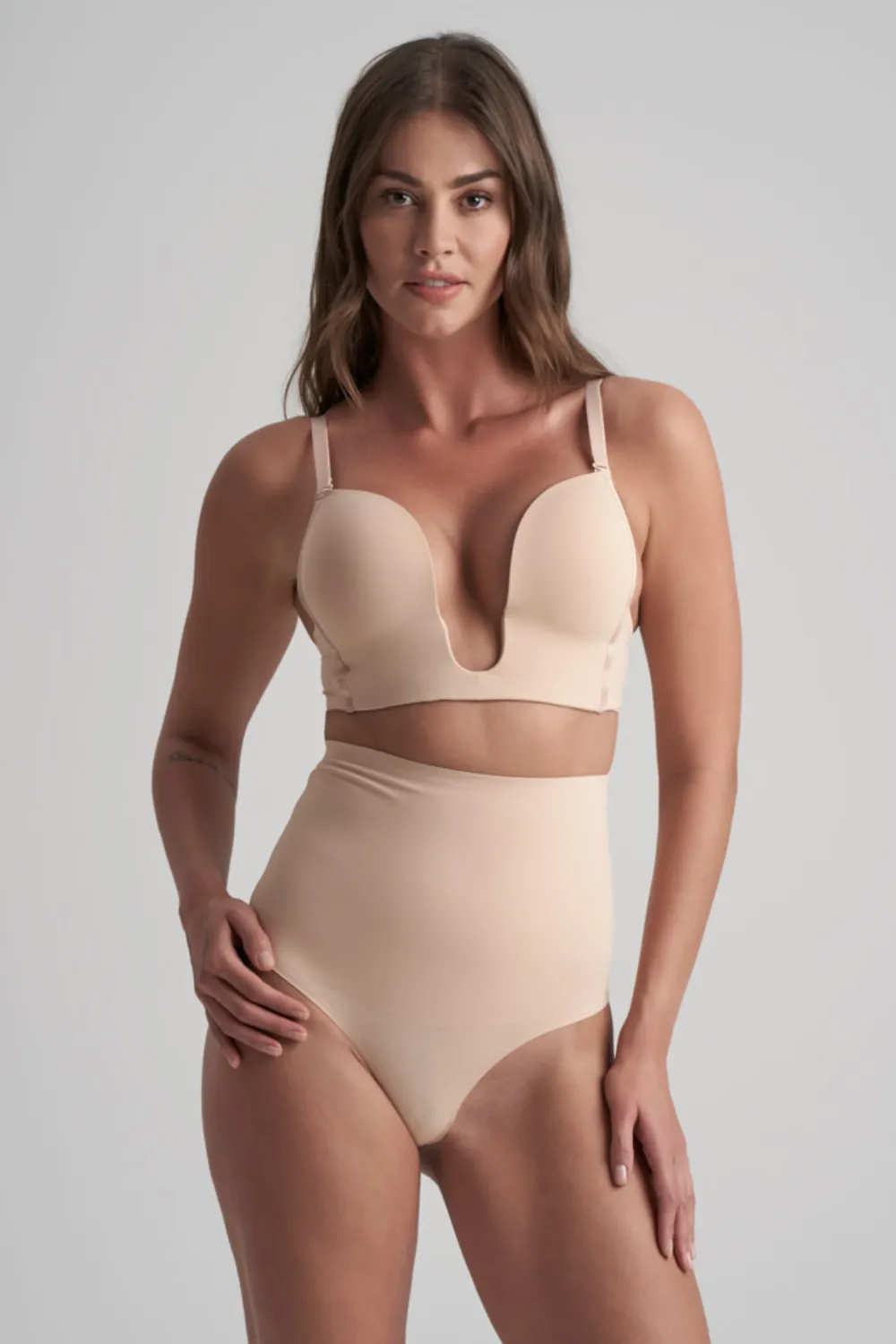 Ultra Plunge Bra in Beige